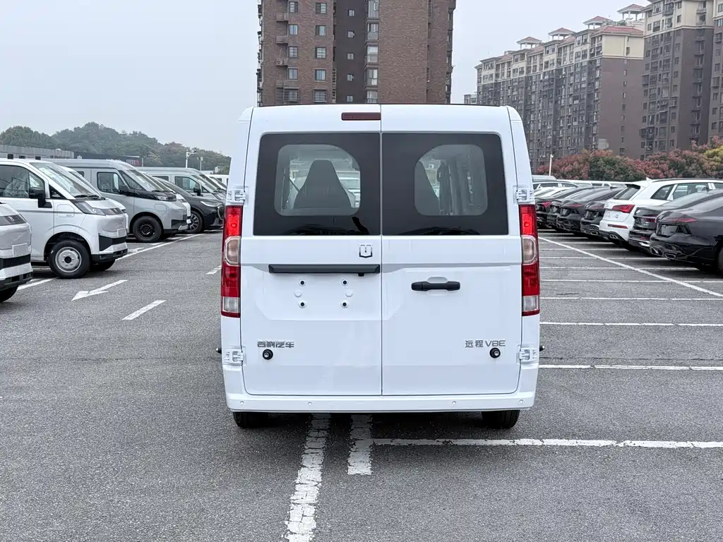 Farizon V 2025 V8E - 350km