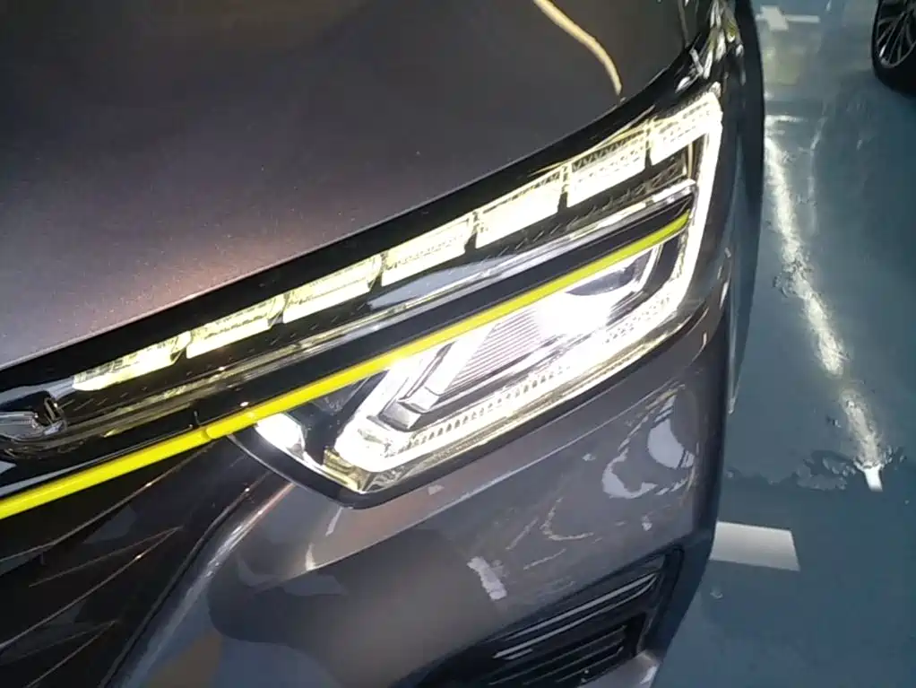 Roewe RX5 New Energy — миниатюра 24