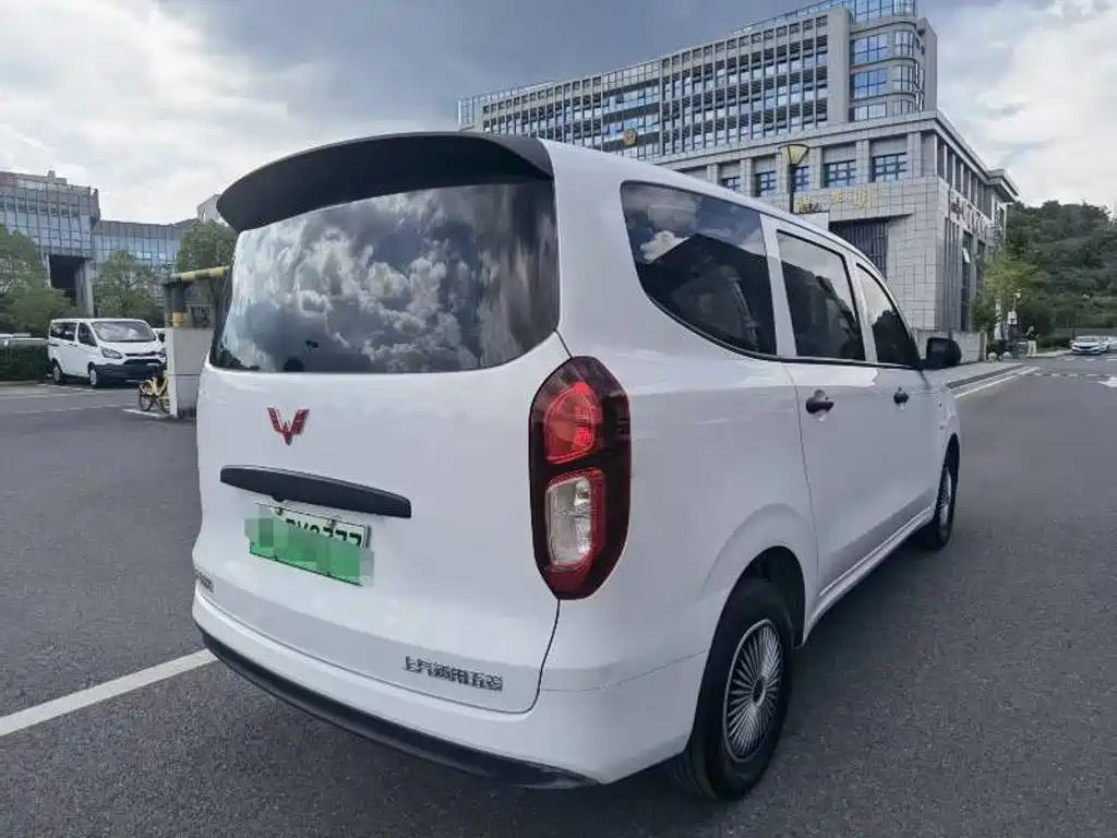 Wuling Hongguang EV — миниатюра 4