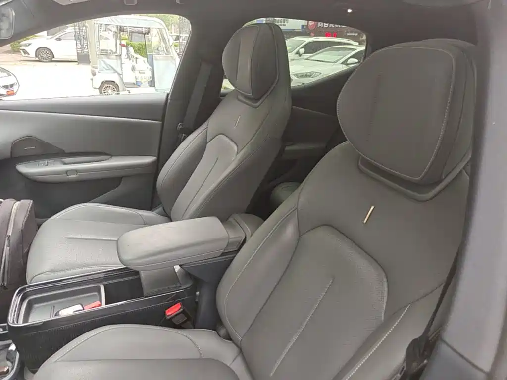 Lynk & Co Z20 — миниатюра 15