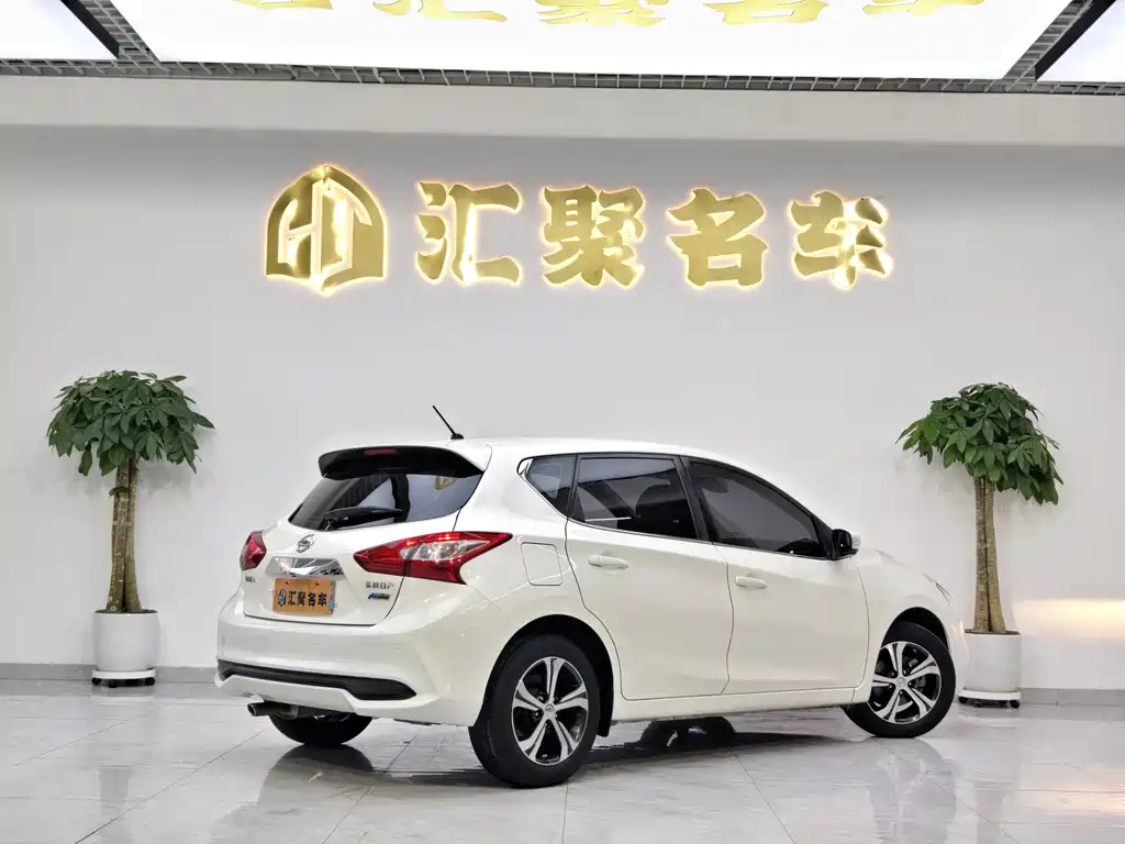 Nissan Tiida 2020 1.6L CVT