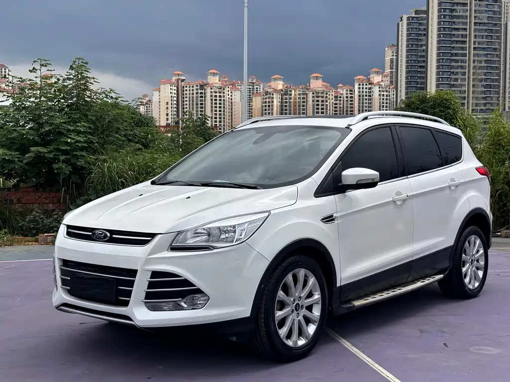 Ford Kuga 2015
