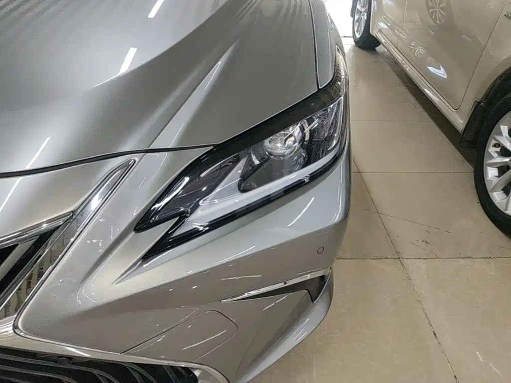 Lexus ES — фотографии объявления, Фото 24