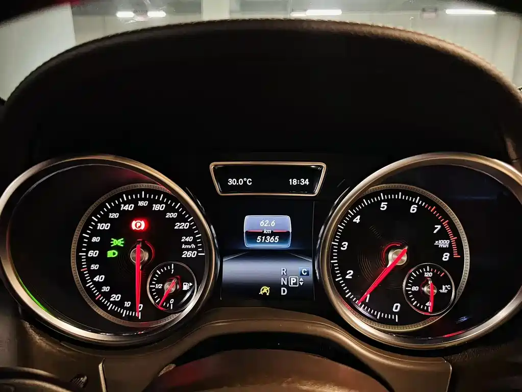 Mercedes-Benz GLE (Import) — миниатюра 5