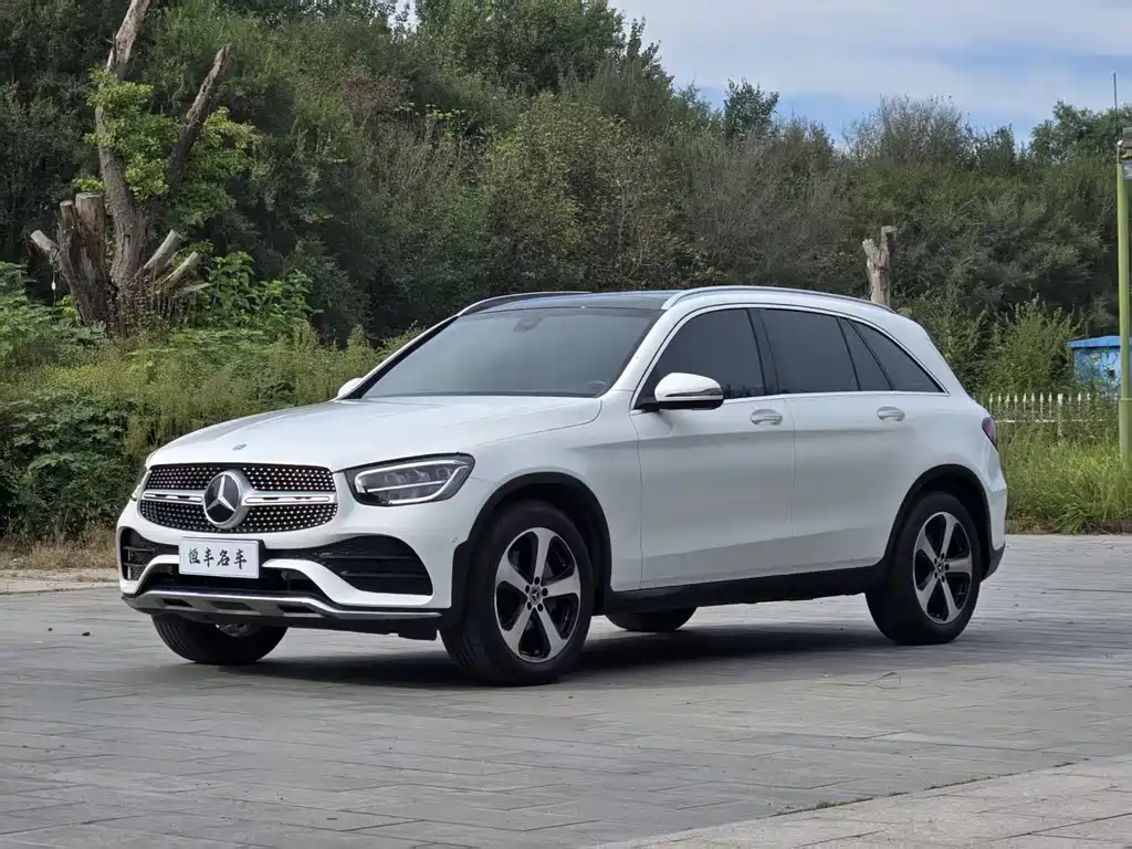 Купить Mercedes-Benz GLC
