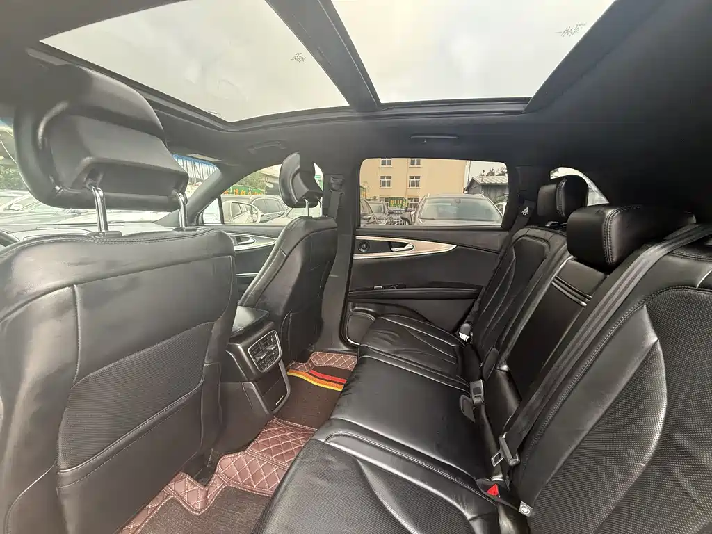 Lincoln MKX 2018 2.0T