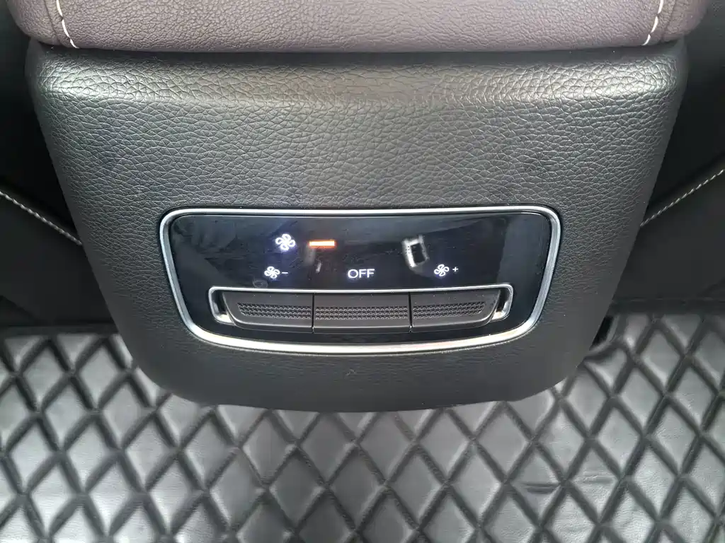 GAC Motor Trumpchi M6 — миниатюра 29