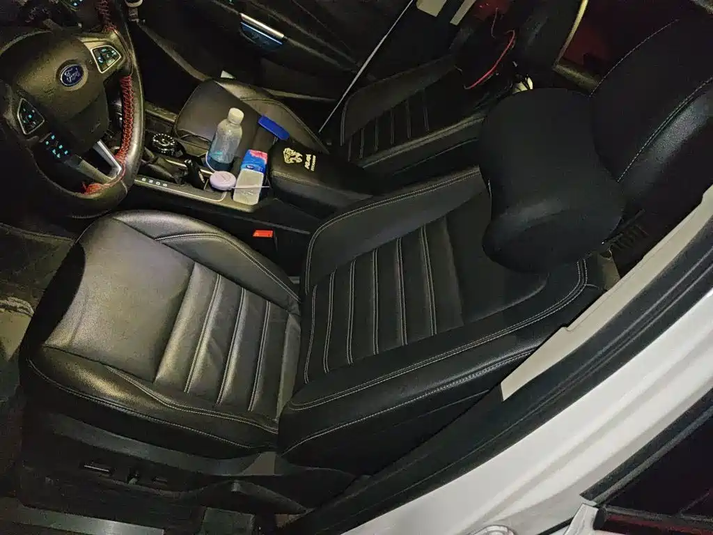 Ford Kuga — миниатюра 8