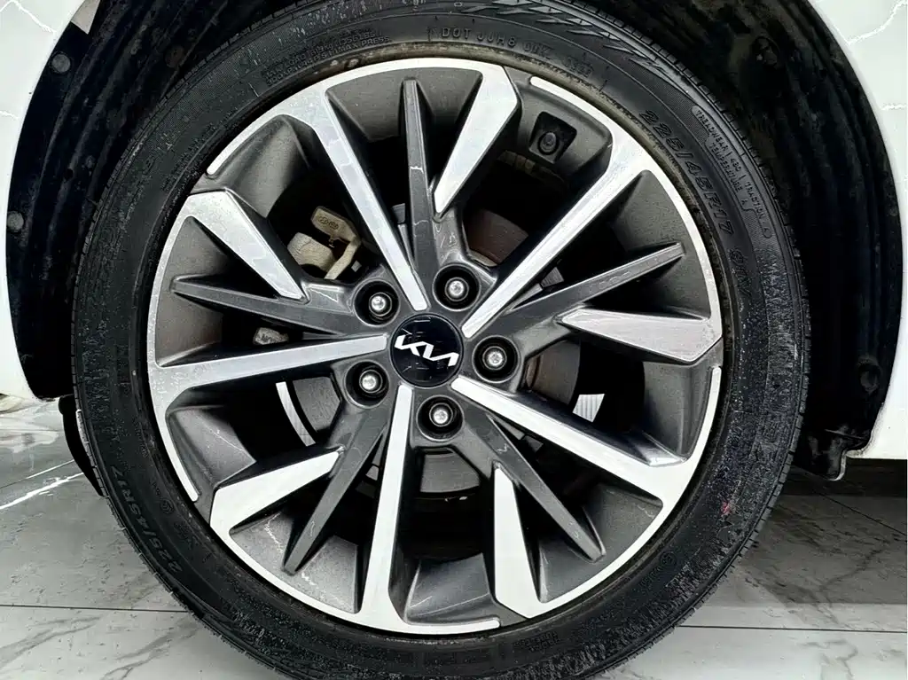 Kia K3 — миниатюра 18