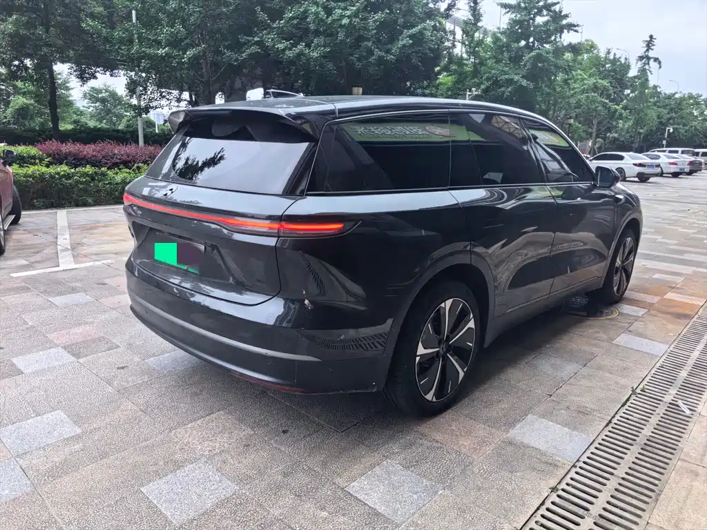 NIO ES8 2023 100kWh