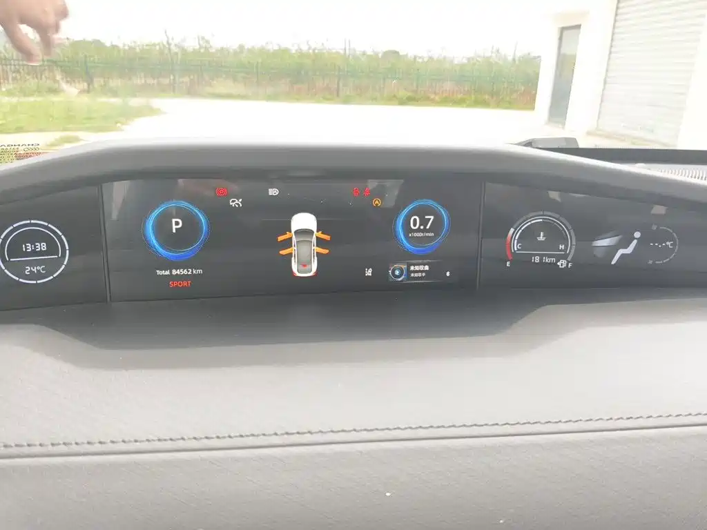 Changan UNI-V — миниатюра 5