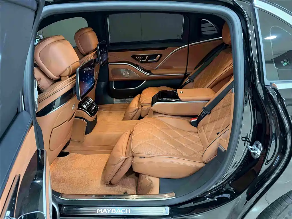 Mercedes-Benz S-Class — миниатюра 21