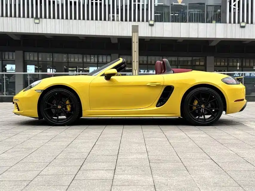Porsche 718 2022 Boxster 2.0T