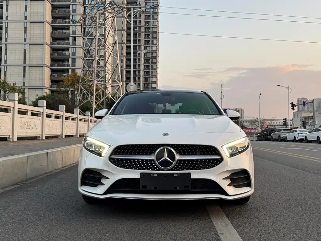 MERCEDES-BENZ A CLASS
