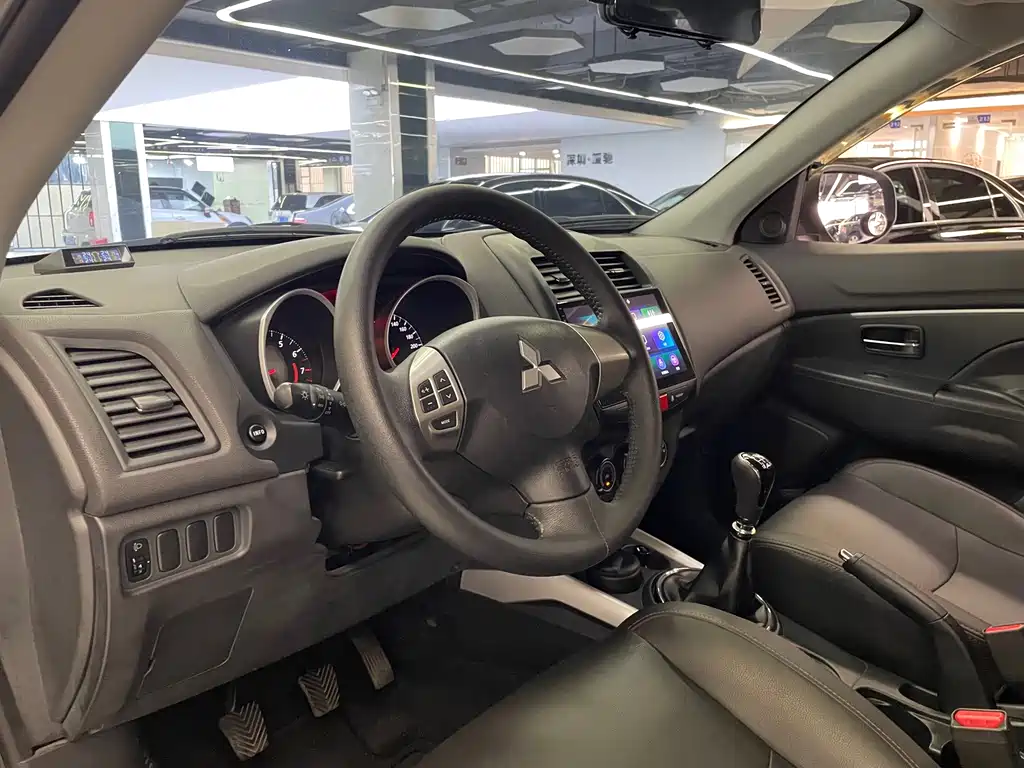 Mitsubishi ASX — миниатюра 14