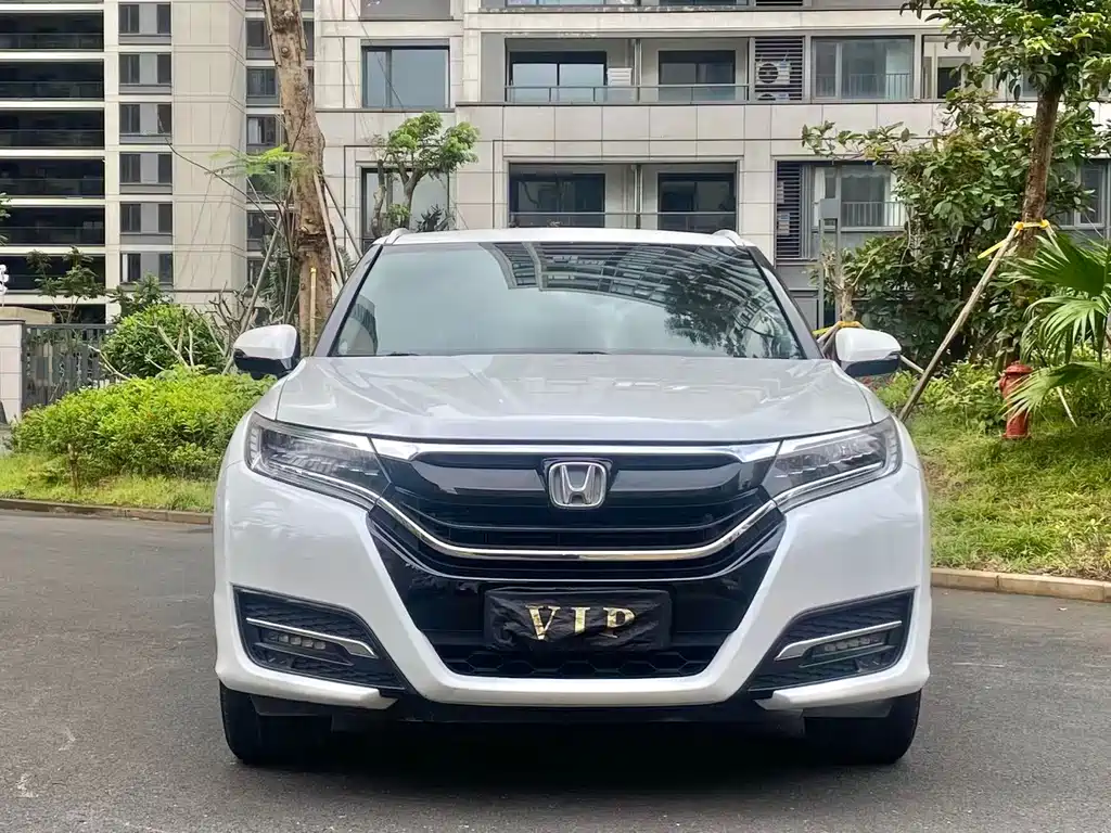 HONDA UR V