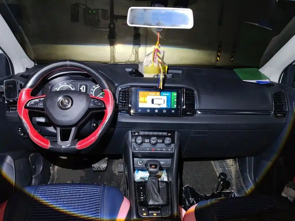 Skoda Karoq — миниатюра 5