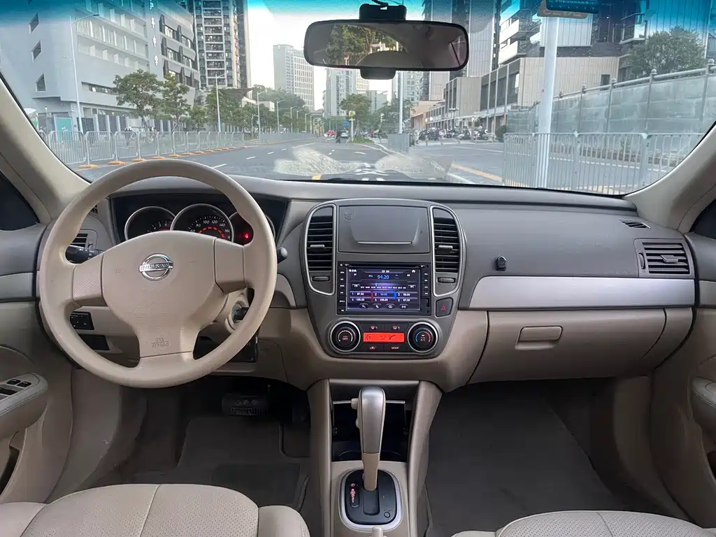 Nissan Sylphy 2016 1.6XE AT Lead