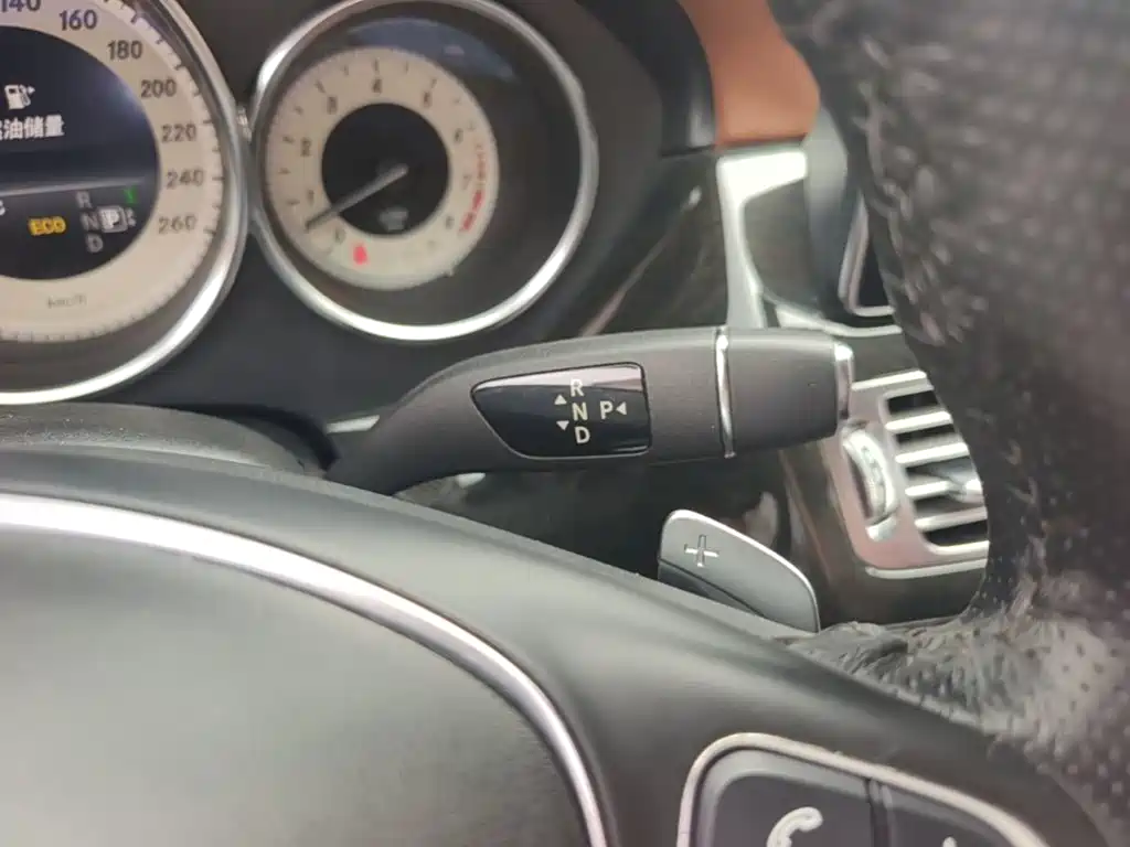Mercedes-Benz CLS — миниатюра 14