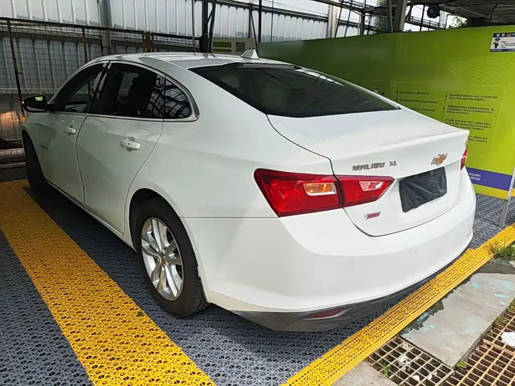 Chevrolet Malibu XL — миниатюра 5