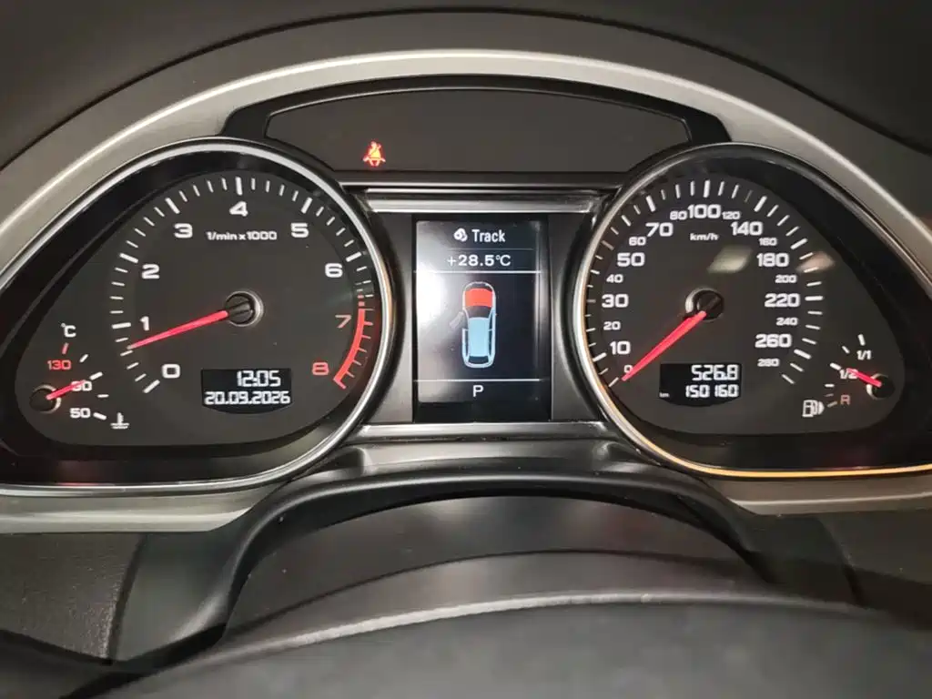 Audi Q7 — миниатюра 12
