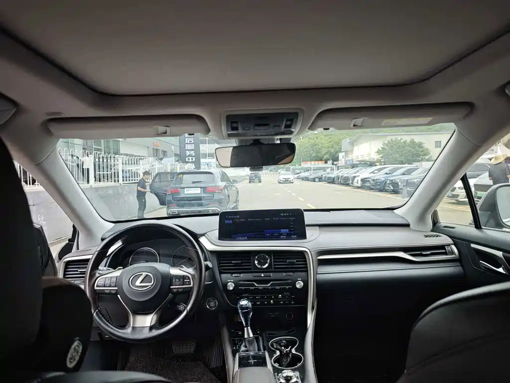 Lexus RX — миниатюра 8