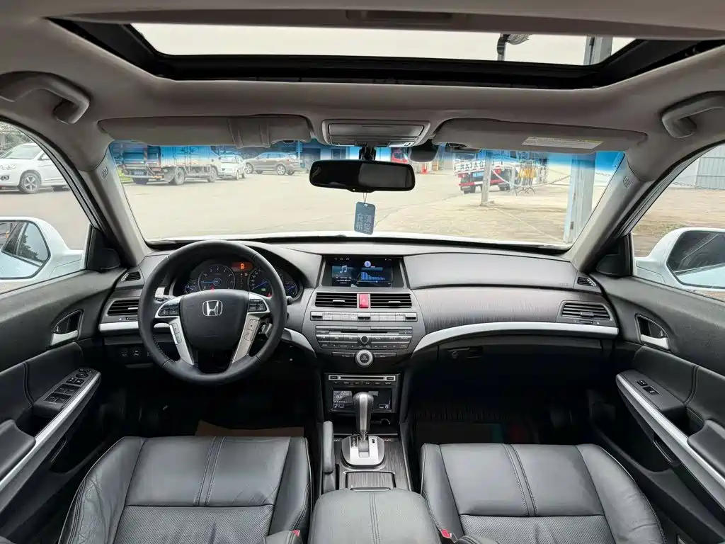 Honda Crosstour — миниатюра 8