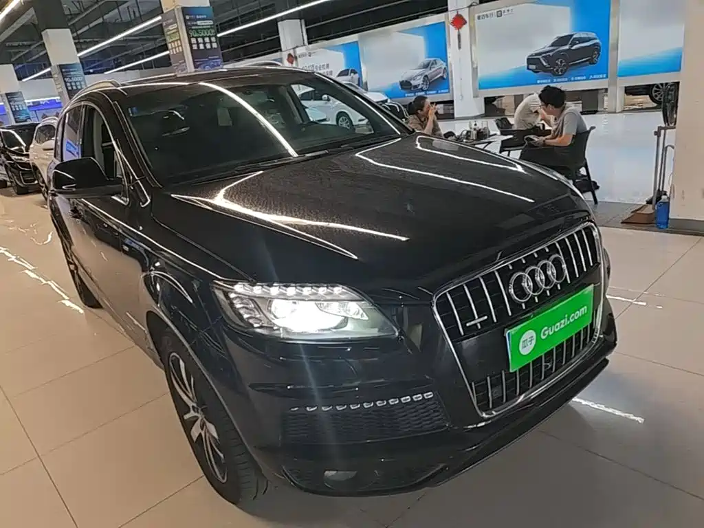Audi Q7 — миниатюра 4