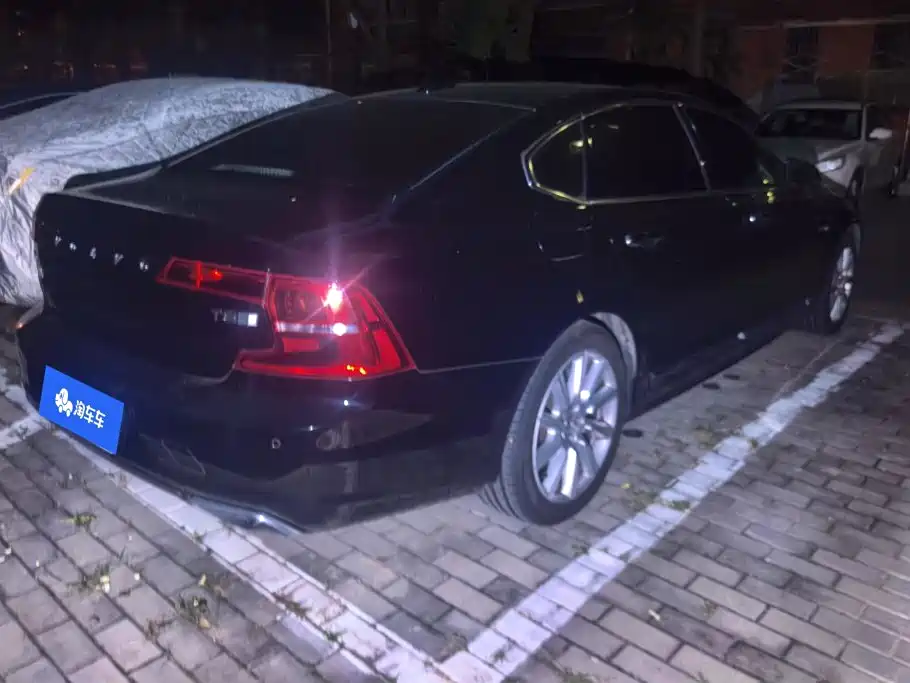 Volvo S90 — миниатюра 3