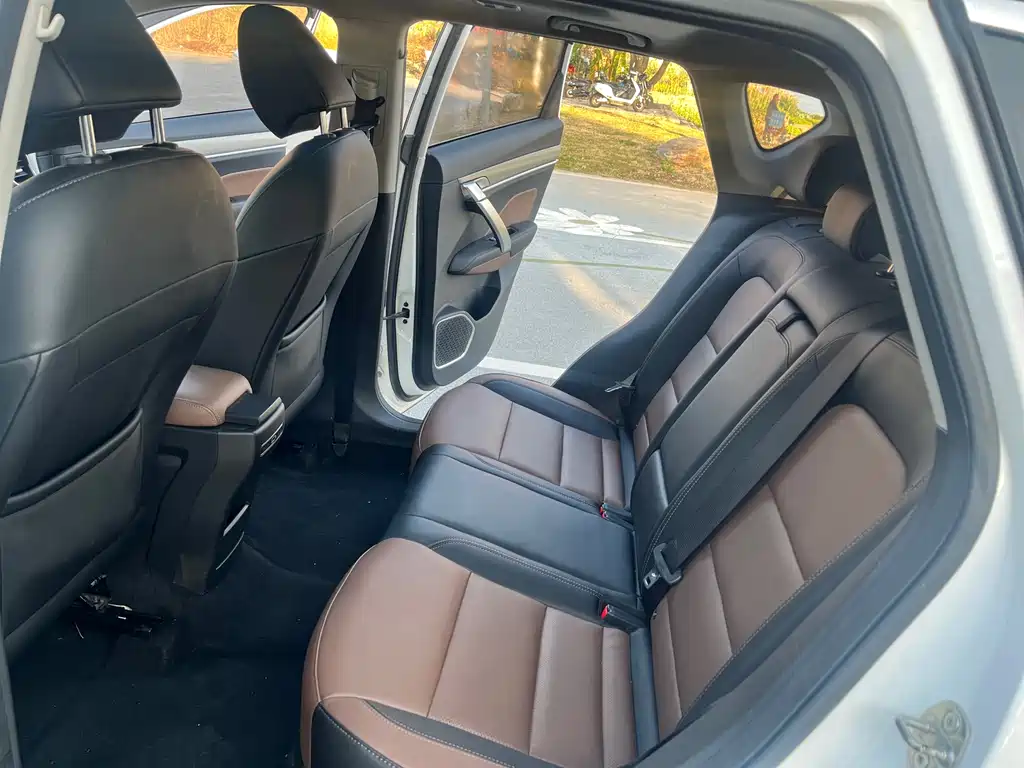 GEELY AUTOMOBILE BINYUE