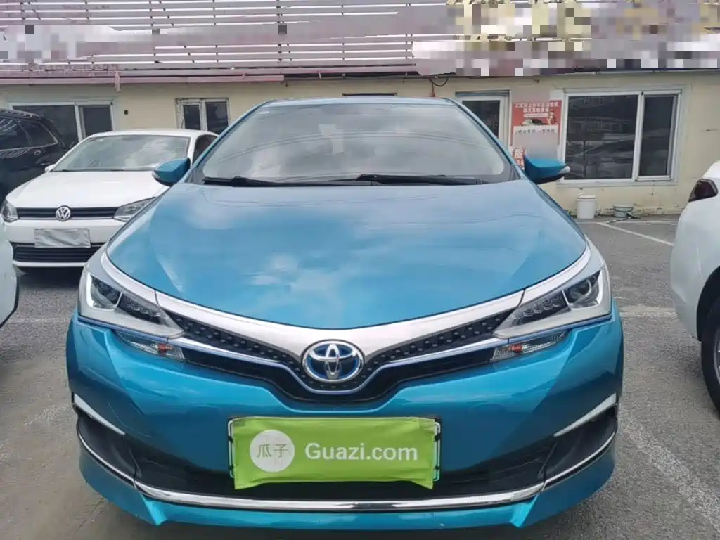 Toyota Corolla Hybrid — миниатюра 3
