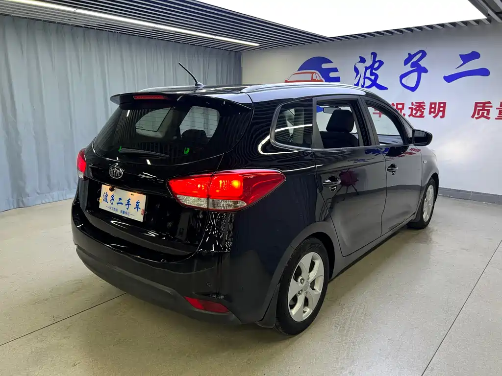 Kia Carens — фотографии объявления, Фото 16
