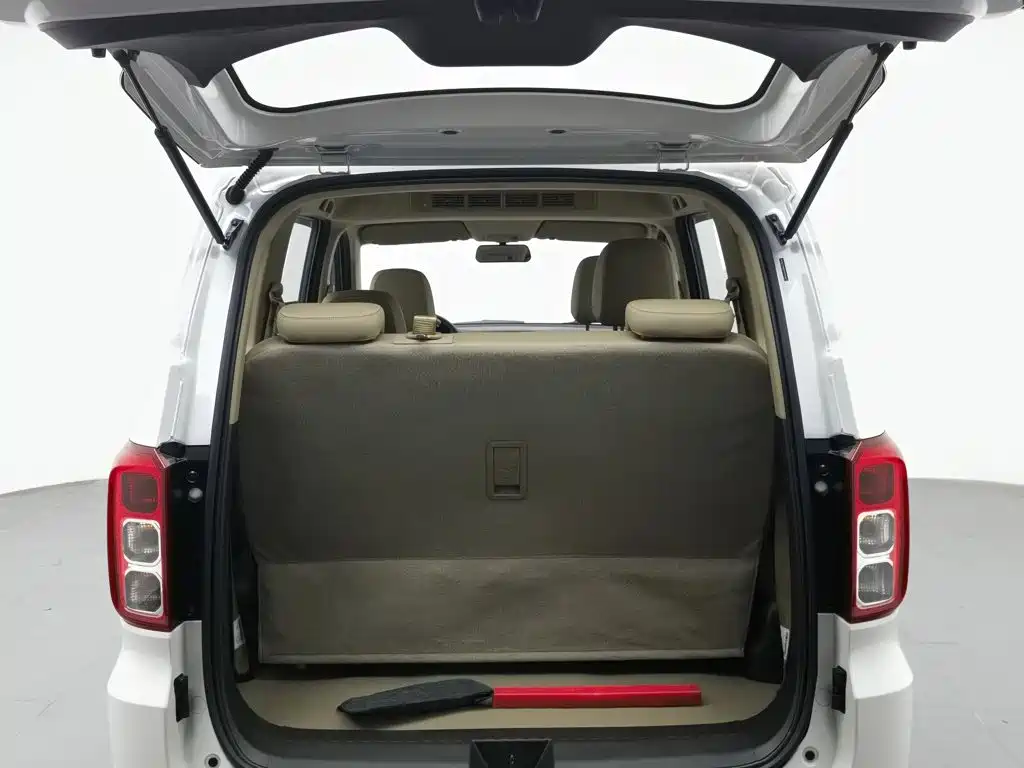 Wuling Hongguang — миниатюра 16