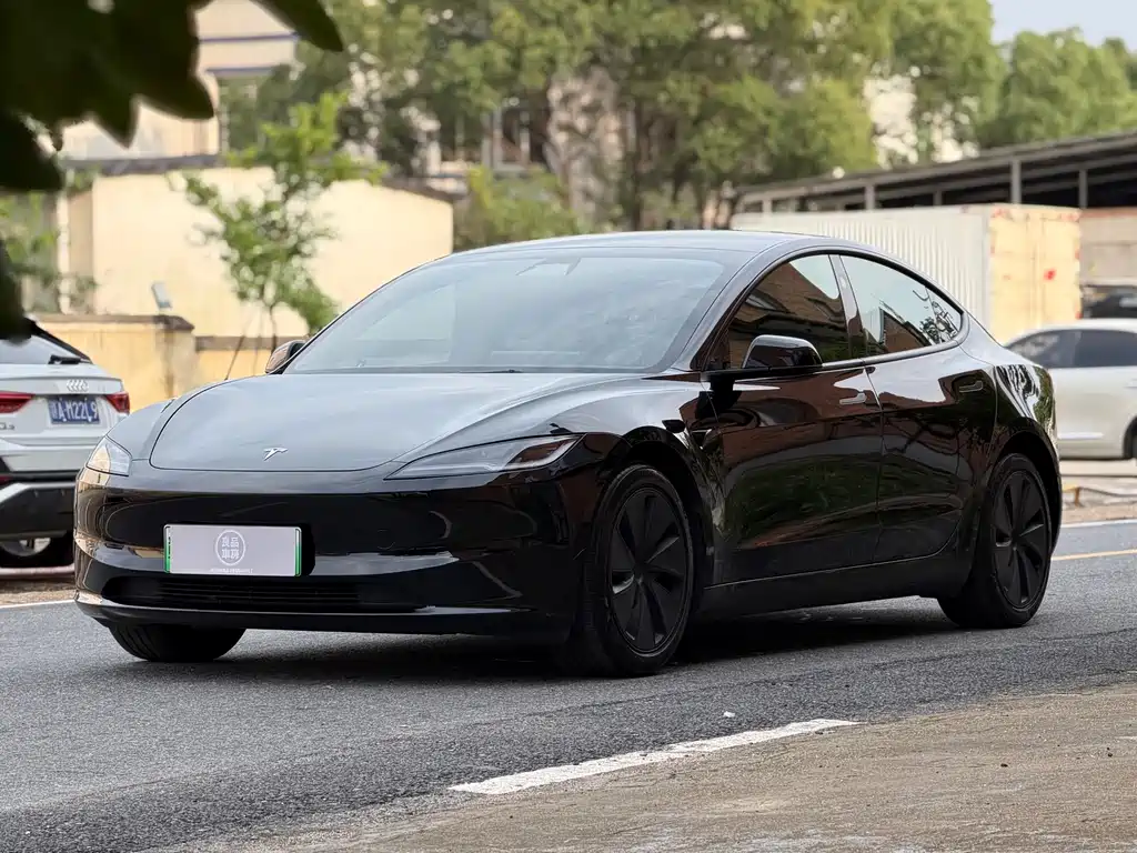 Tesla Model 3 2023 RWD Drive Dynamic Edition