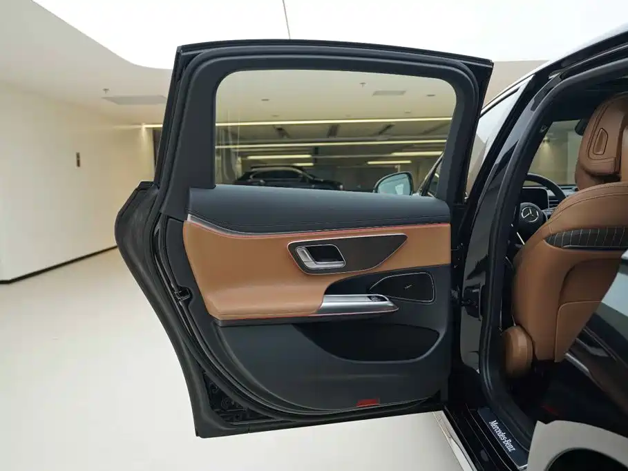 Mercedes-Benz E-Class New Energy — миниатюра 15