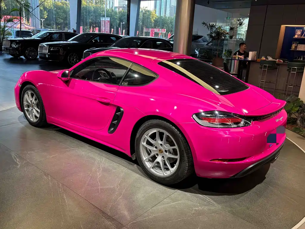 Porsche 718 2020 Cayman 2.0T