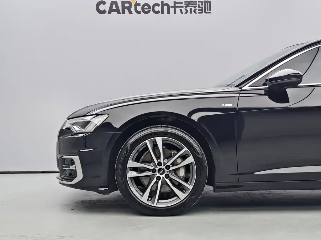 Audi A6L 2022 40 TFSI Luxury