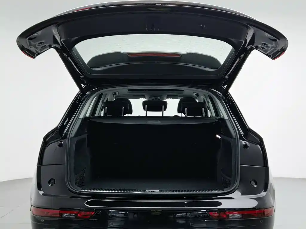 Audi Q5L — миниатюра 16