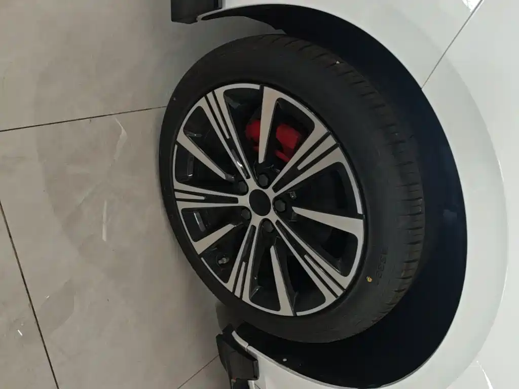 Geely Xingrui — миниатюра 23