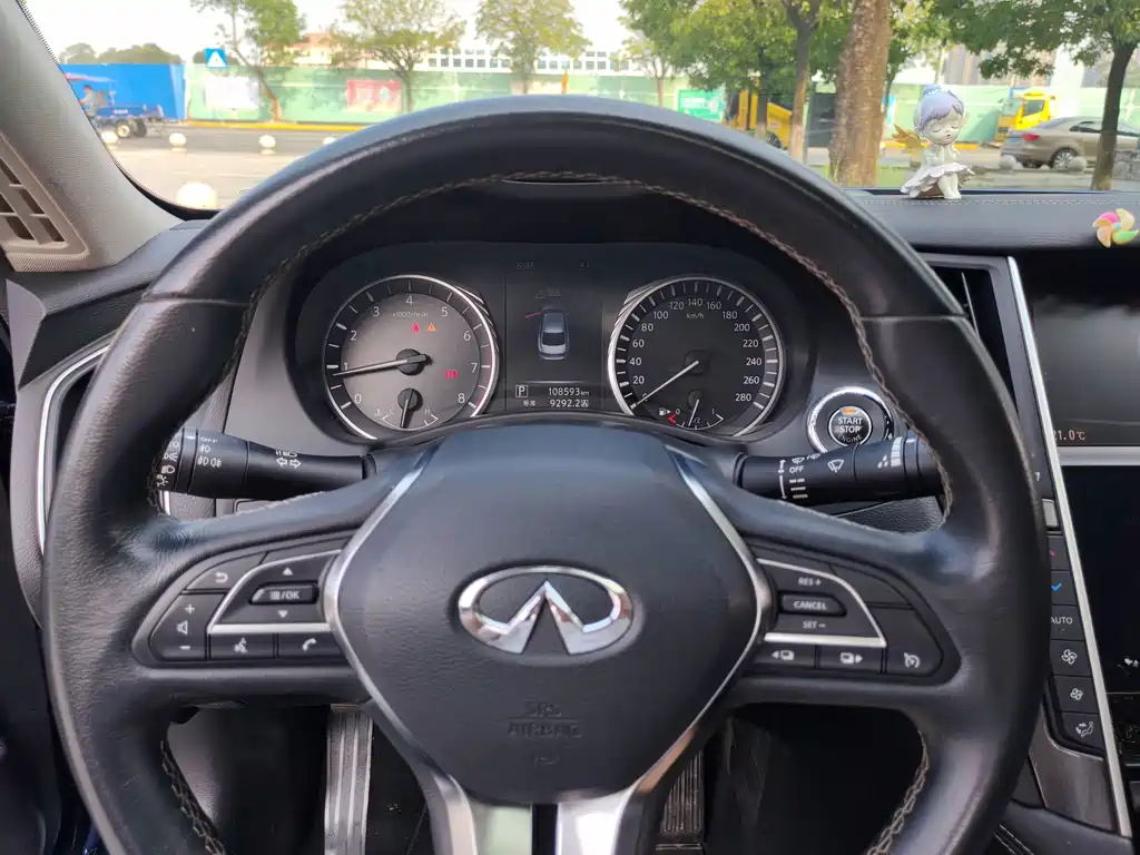 Infiniti Q50L — миниатюра 10