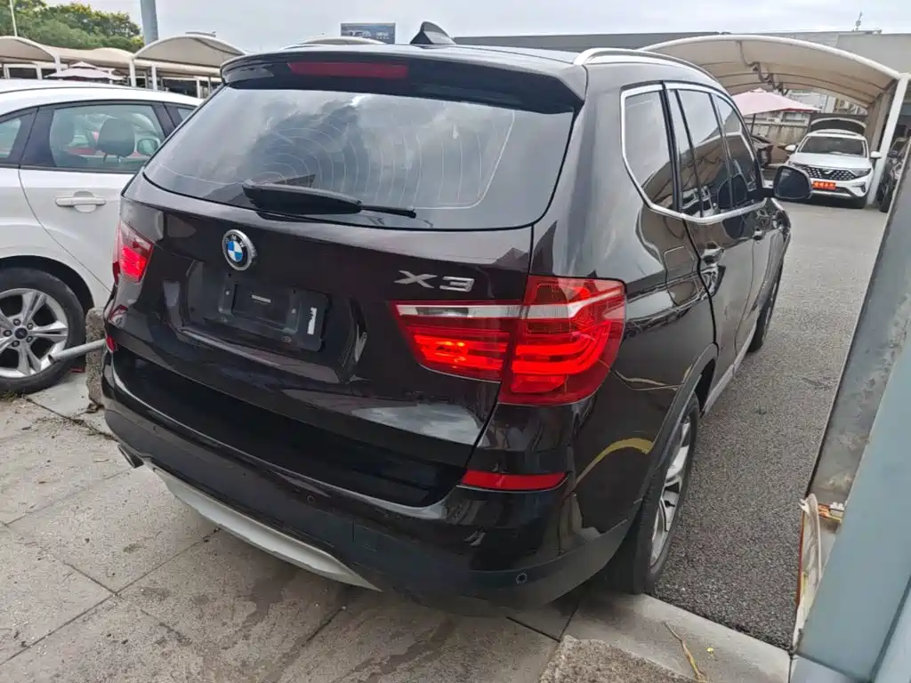 BMW X3 (Import) — миниатюра 7