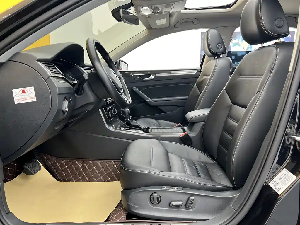 Volkswagen Passat 2017 330TSI DSG