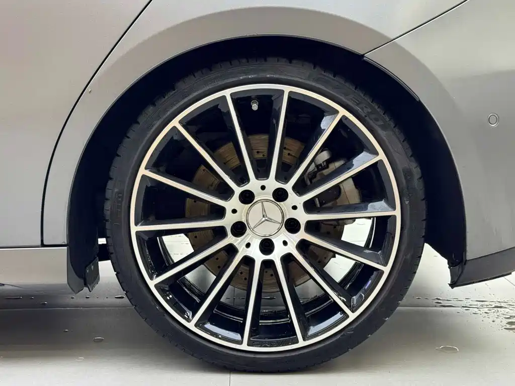 MERCEDES-BENZ A CLASS AMG