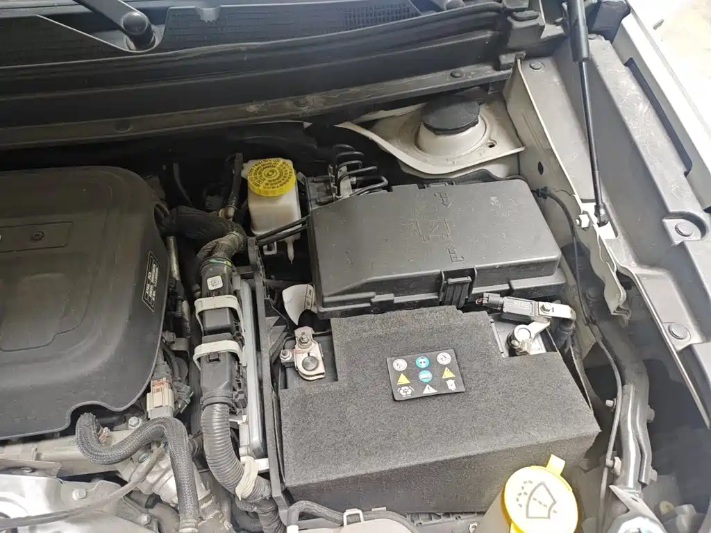 Jeep Grand Commander — миниатюра 20