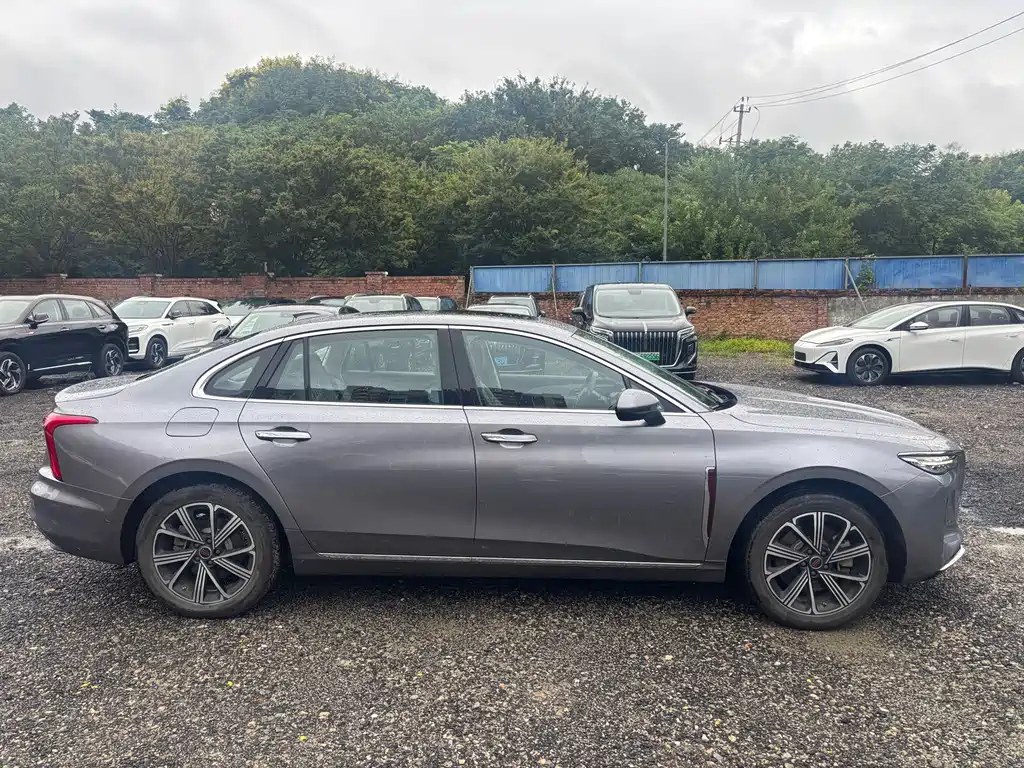 Hongqi Hongqi H5 PHEV — миниатюра 4