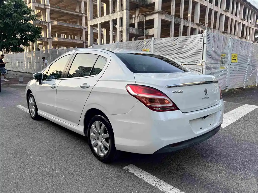 Peugeot 308 — миниатюра 3