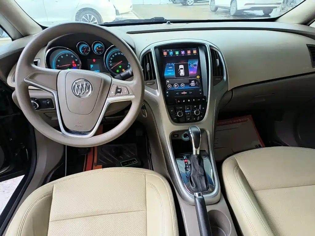 Buick Excelle — миниатюра 10