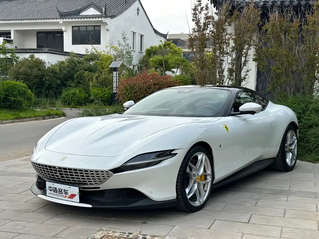 Ferrari Roma 2021