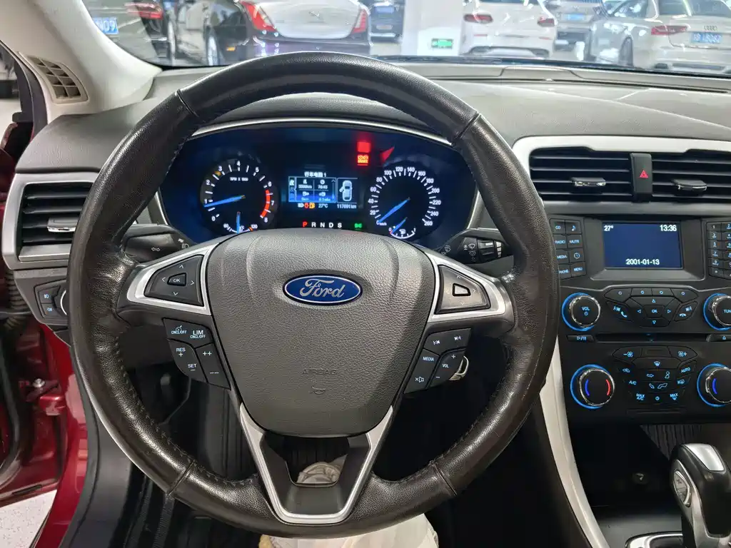 Ford Mondeo — миниатюра 11