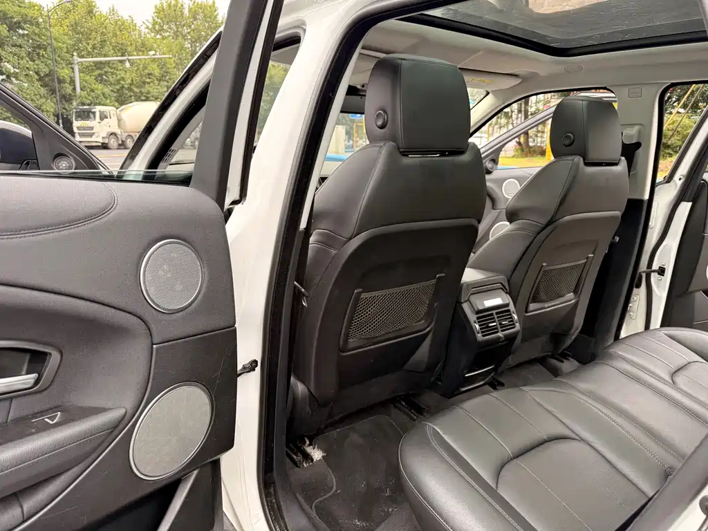Land Rover Evoque — миниатюра 15
